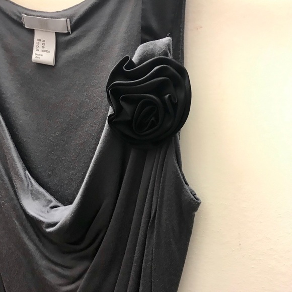 XS H&M Grey and Black tank - Picture 2 of 4